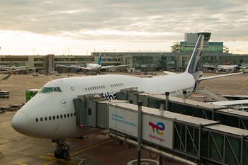 Lufthansa Boeing 747-400 nach Houston.