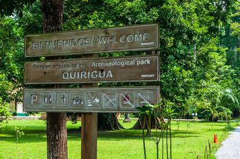 Wilkommen im Acheologischen Park Quirigu. Der Gebrauch von Schusswaffen war verboten.