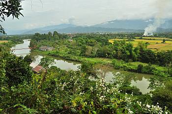 Blick von der Hhle "Tham Chang"