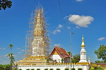 Stupa "That Sikod" inThakhek