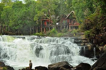 Das "Tadlo Saixe Resort" lag direkt am Wasserfall