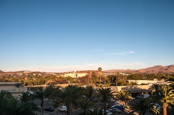 Blick aus dem Fenster von unserem Zimmer im Hotel Safari.