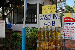 Eine Tankstelle auf Ko Chang